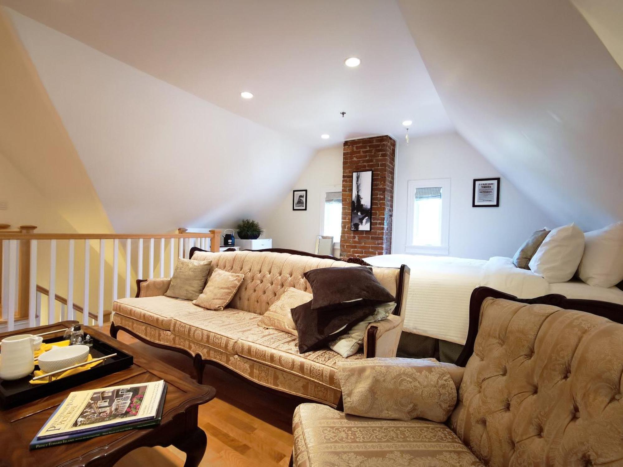 No 1 Grafton Inn Шарлъттаун Екстериор снимка